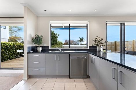 Photo of property in 73 Sunnybrae Road, Hillcrest, Auckland, 0627