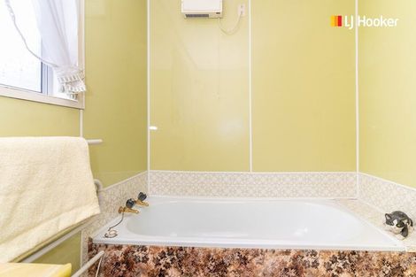 Photo of property in 49 Elwyn Crescent, Green Island, Dunedin, 9018