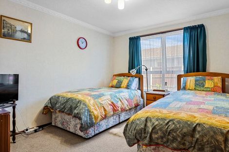 Photo of property in 18 Ansonby Street, Russley, Christchurch, 8042