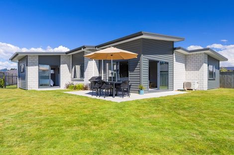 Photo of property in 16 Tawhai Crescent, Wharewaka, Taupo, 3330