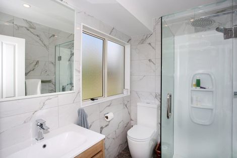 Photo of property in 1/66 Orangewood Drive, Northpark, Auckland, 2013