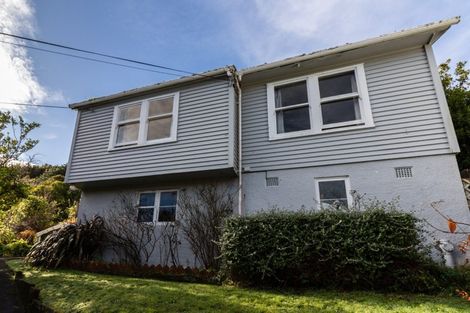 Photo of property in 6 Montgomery Avenue, Karori, Wellington, 6012