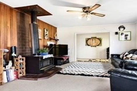 Photo of property in 21a Ribblesdale Road, Henderson, Auckland, 0612