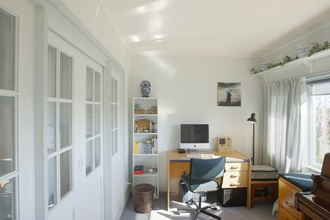 Photo of property in 36 Moana Road, Paraparaumu, 5032