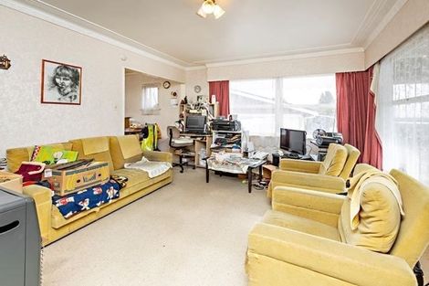 Photo of property in 2/18 Duke Street, Papakura, 2110