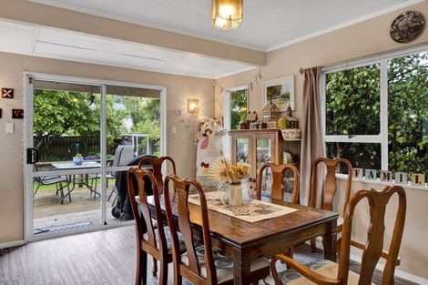 Photo of property in 237a South Road, Hawera, 4610