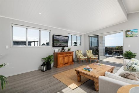 Photo of property in 912a Papamoa Beach Road, Papamoa Beach, Papamoa, 3118