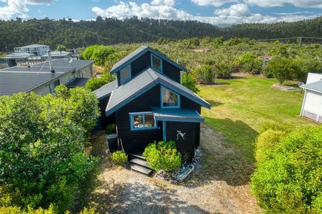 Photo of property in 33 The Strand, Okarito, Whataroa, 7886
