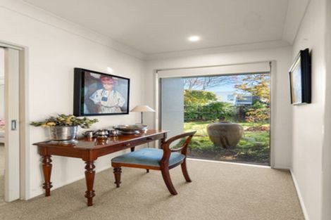 Photo of property in 42 Mcdougall Avenue, St Albans, Christchurch, 8014