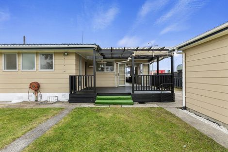 Photo of property in 743 Maunganui Road, Mount Maunganui, 3116