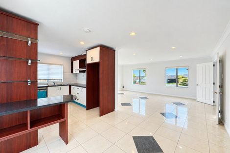 Photo of property in 10 Andrusha Place, Flat Bush, Auckland, 2019