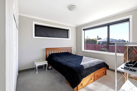 Photo of property in 6 Carbine Place, Sockburn, Christchurch, 8042