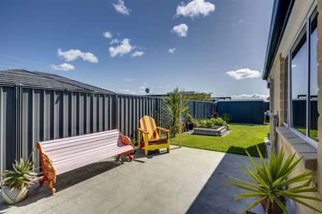 Photo of property in 31 Aparima Place, Awatoto, Napier, 4110