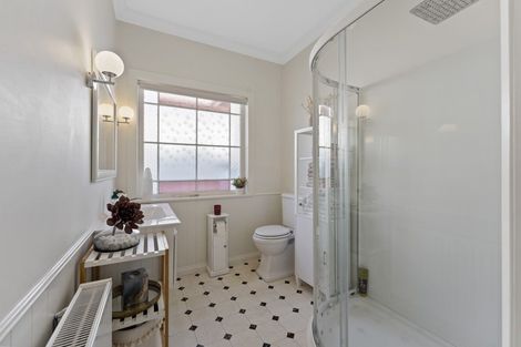 Photo of property in 39 Wallace Place, Westown, New Plymouth, 4310