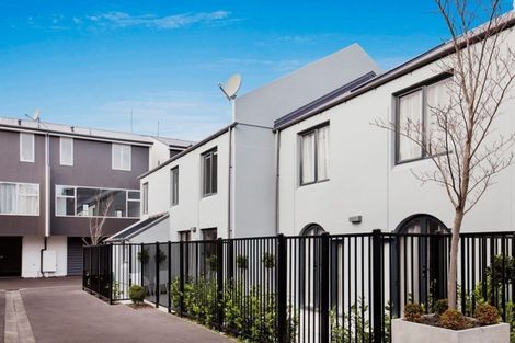 Photo of property in 10/388 Montreal Street, Christchurch Central, Christchurch, 8013