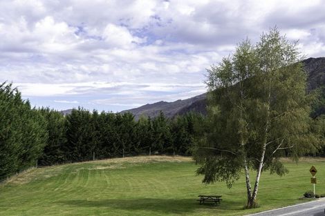 Photo of property in 67 Mcdonnell Road, Arrowtown, 9302