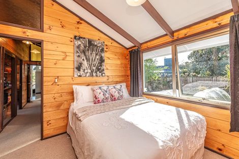 Photo of property in 15 Banks Place, Tawhero, Whanganui, 4501