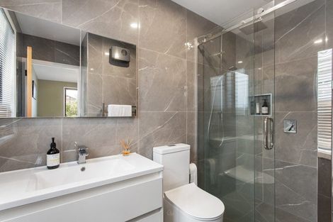 Photo of property in 128 Hamilton Avenue, Ilam, Christchurch, 8041