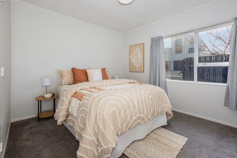 Photo of property in 2 Pascoe Avenue, Paremata, Porirua, 5026