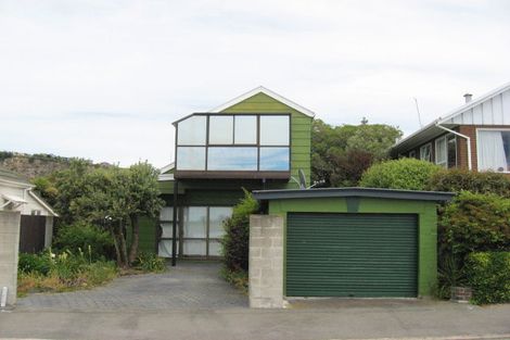 Photo of property in 77 Beachville Road, Redcliffs, Christchurch, 8081