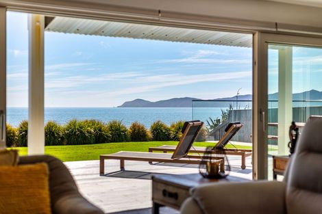 Photo of property in 96 The Esplanade, Raumati South, Paraparaumu, 5032