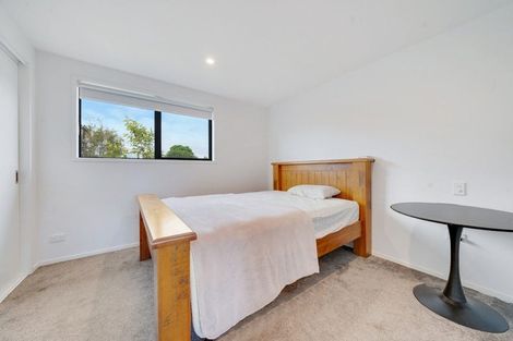 Photo of property in 1b Hamurana Place, Te Atatu Peninsula, Auckland, 0610