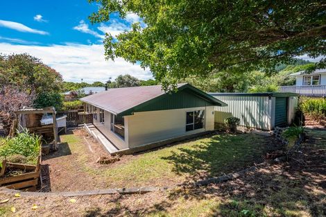 Photo of property in 32 Riwai Street, Paraparaumu, 5032
