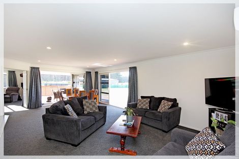 Photo of property in 15 Carex Grove, Foxton Beach, Foxton, 4815