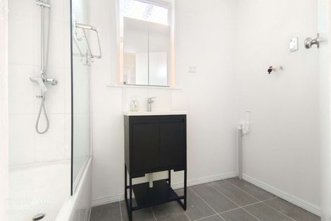 Photo of property in 11 Autumn Avenue, Glen Eden, Auckland, 0602