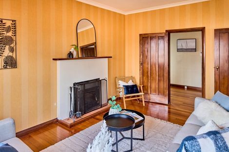 Photo of property in 10 Avon Street, Waterloo, Lower Hutt, 5011