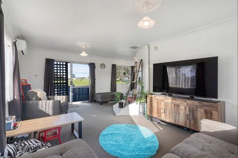 Photo of property in 304 Dickson Road, Papamoa Beach, Papamoa, 3118