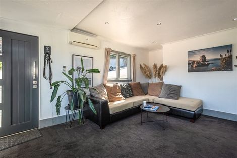 Photo of property in 24 Voelas Road, Lyttelton, 8082