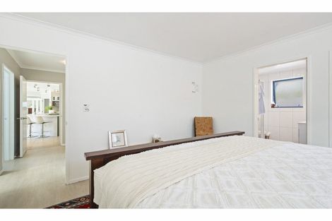 Photo of property in 107 High Street, Oxford, 7430