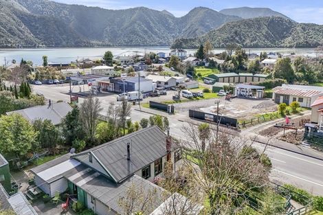 Photo of property in 87 Main Rd Havelock, Havelock, 7100