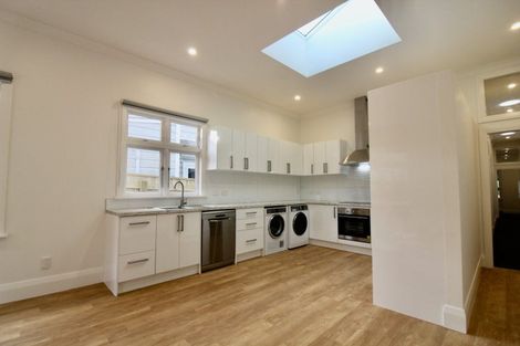 Photo of property in 37 Roy Street, Newtown, Wellington, 6021