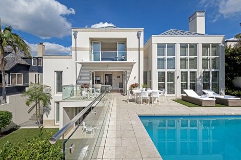 Photo of property in 35 Quedley Court, Eastern Beach, Auckland, 2012