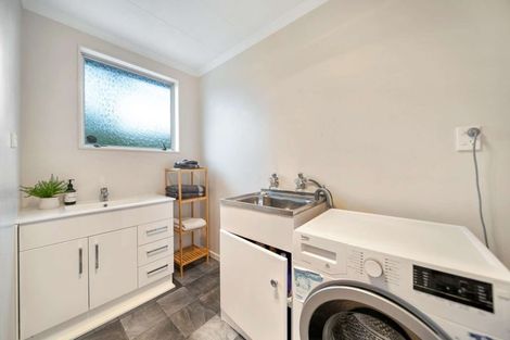 Photo of property in 33 Henry Street, Te Anau, 9600