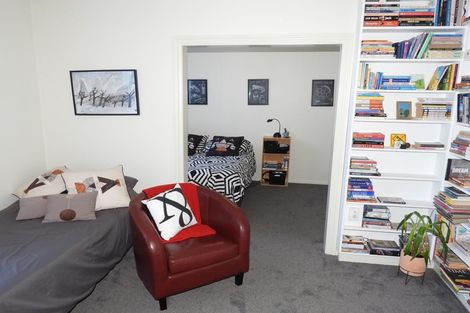 Photo of property in 132 Perth Street, Holmes Hill, Oamaru, 9401