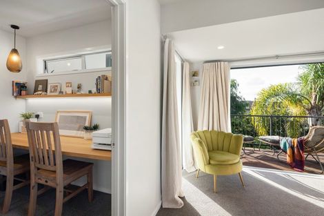 Photo of property in 5 Marnane Terrace, St Andrews, Hamilton, 3200