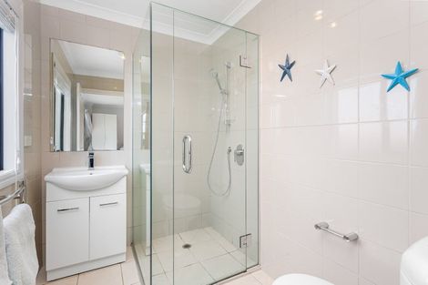 Photo of property in 49 The Ritz, Orewa, 0931