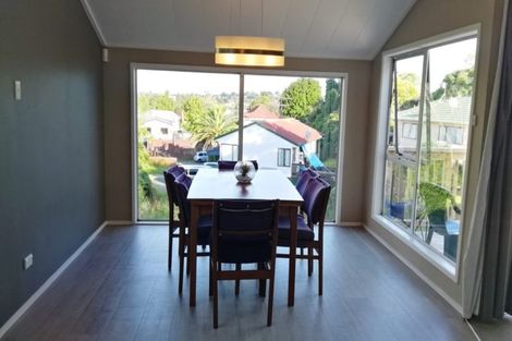 Photo of property in 28a Butterworth Drive, Glendene, Auckland, 0602