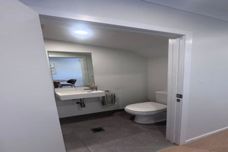 Photo of property in 8 Wharara Lane, Massey, Auckland, 0614