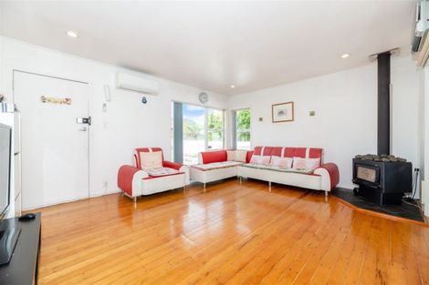 Photo of property in 29 Stott Avenue, Birkdale, Auckland, 0626