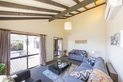 Photo of property in 6 Adams Place, Kelvin Grove, Palmerston North, 4414