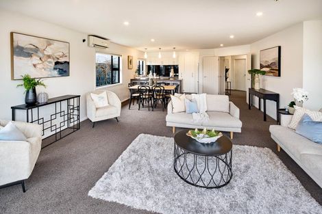 Photo of property in 49 Sunstone Crescent, Brown Owl, Upper Hutt, 5018