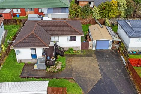 Photo of property in 2/4 Myna Place, Weymouth, Auckland, 2103