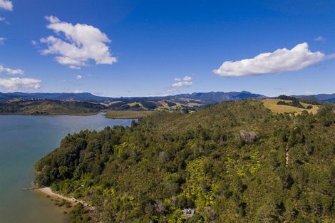 Photo of property in 2826 Tairua Whitianga Road, Kaimarama, Whitianga, 3591