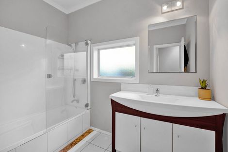 Photo of property in 34a Richmond Street, Fitzroy, New Plymouth, 4312