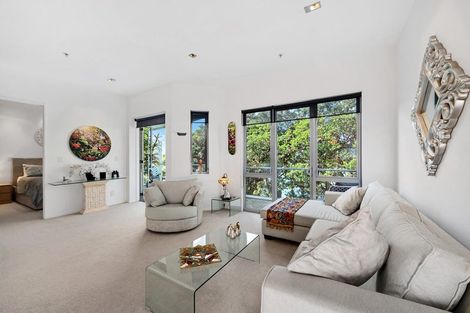 Photo of property in 1/7 The Promenade, Takapuna, Auckland, 0622