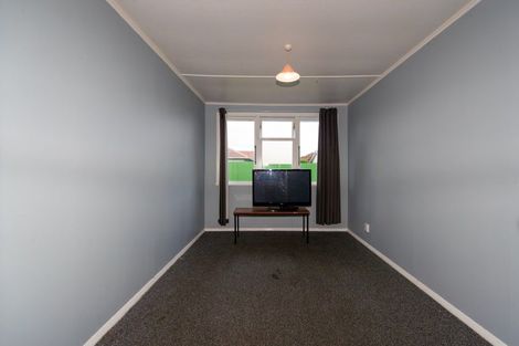 Photo of property in 36 Curling Crescent, Onekawa, Napier, 4110